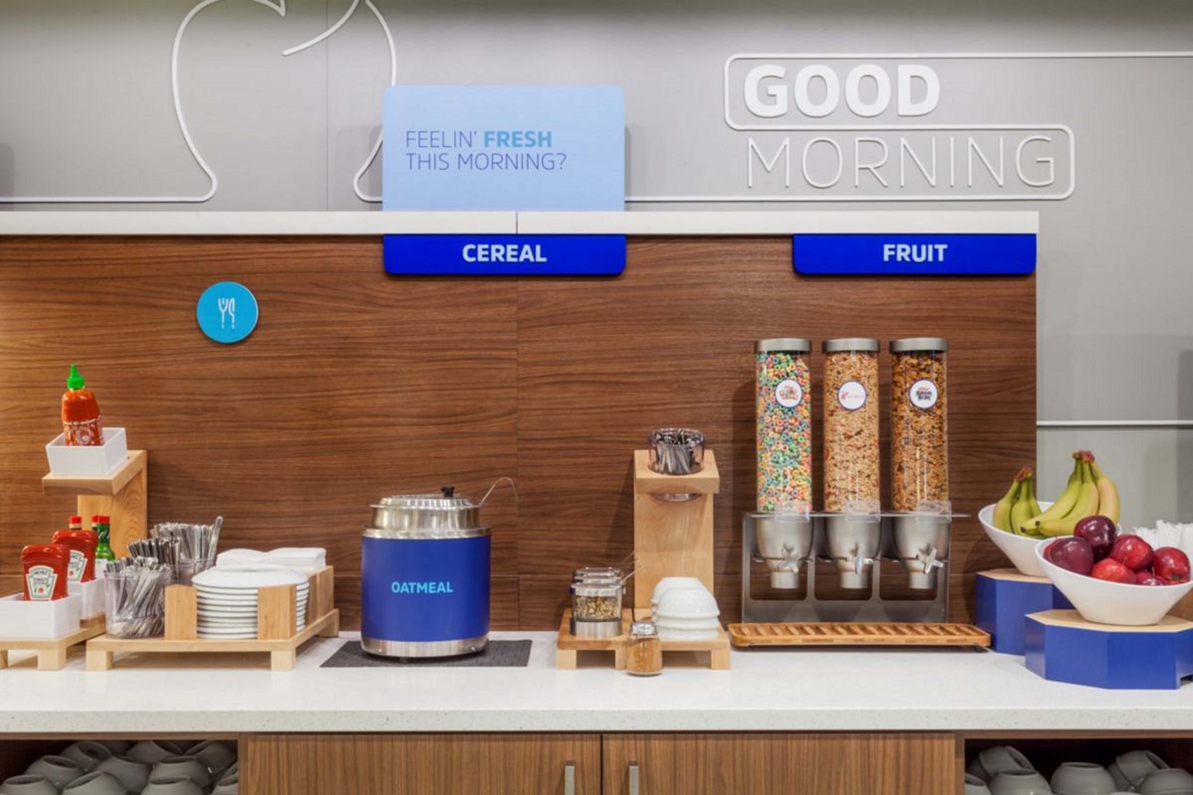 Holiday Inn Express Hotel & Suites Canton By Ihg Ngoại thất bức ảnh