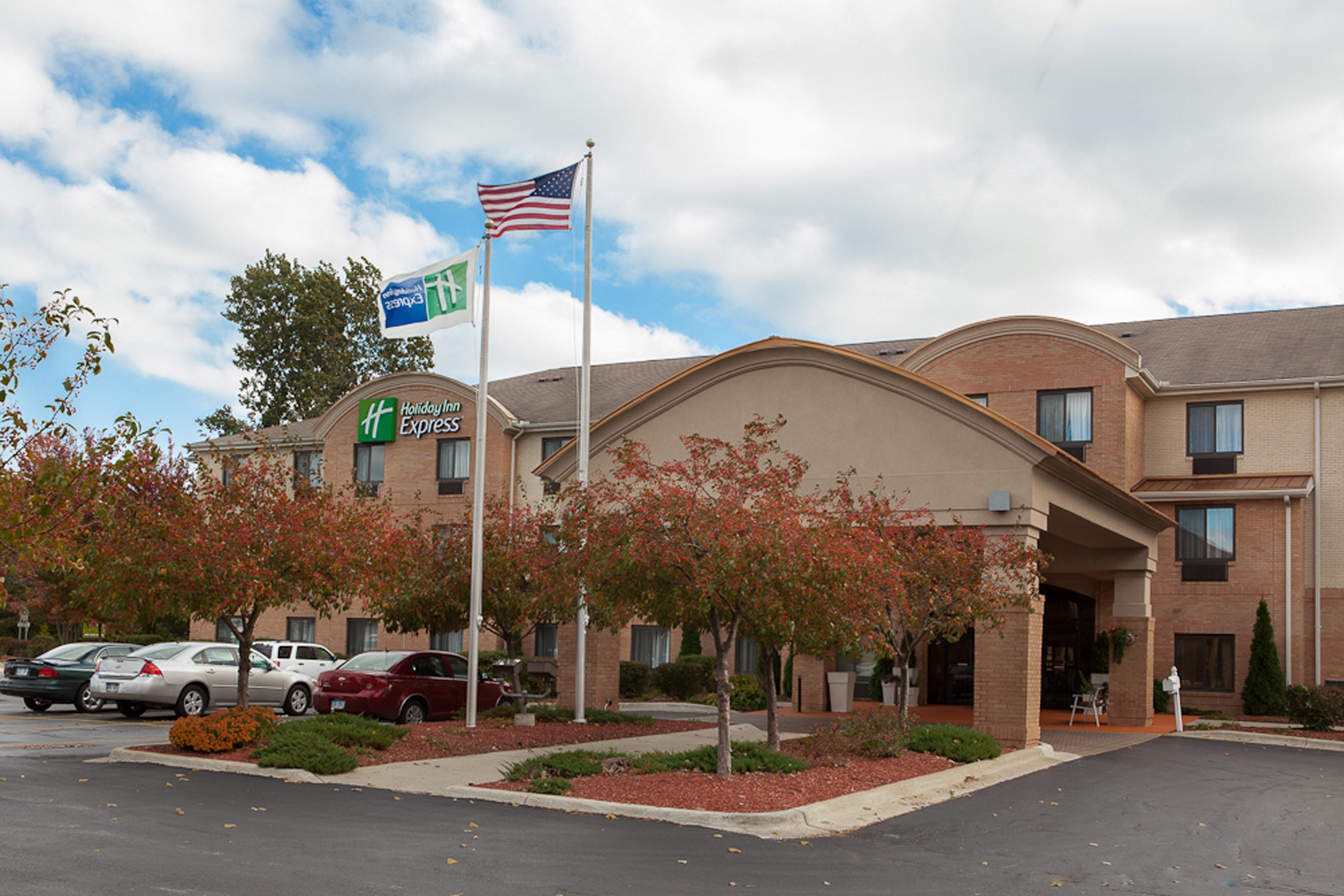 Holiday Inn Express Hotel & Suites Canton By Ihg Ngoại thất bức ảnh