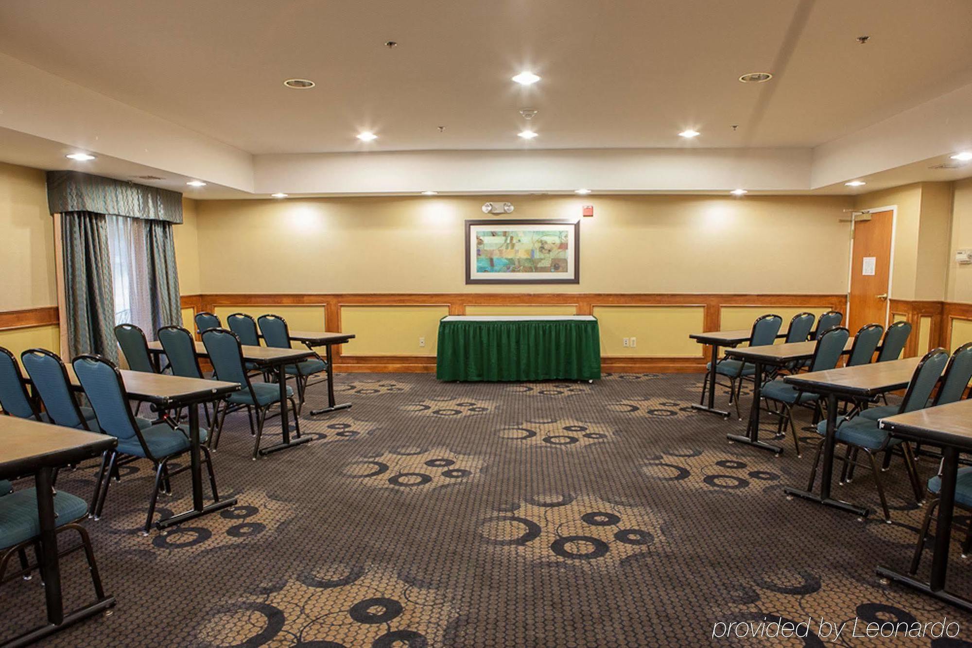 Holiday Inn Express Hotel & Suites Canton By Ihg Ngoại thất bức ảnh