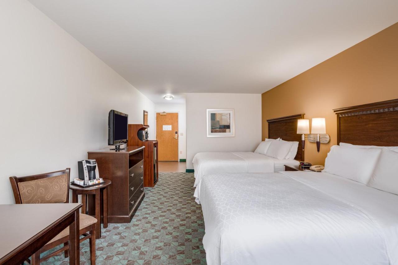 Holiday Inn Express Hotel & Suites Canton By Ihg Ngoại thất bức ảnh